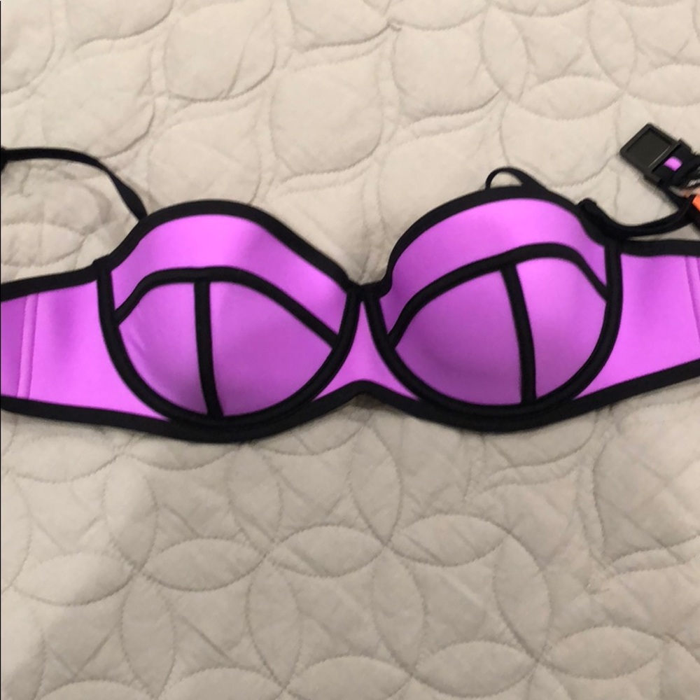 Triangl purple bikini top in large
